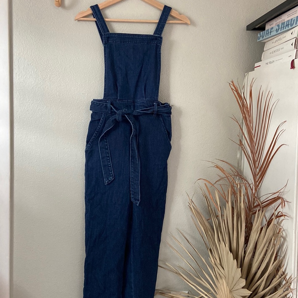 Universal thread jumpsuit Dark jean Size 2